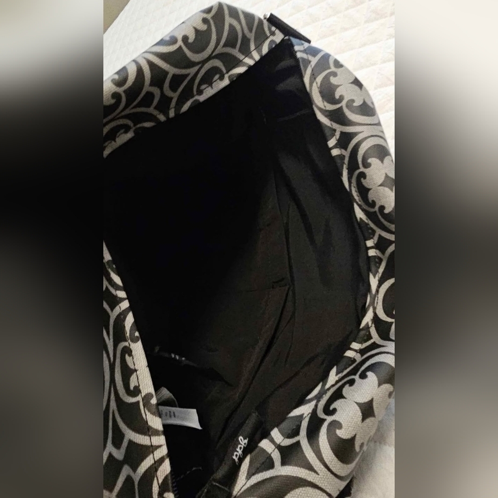 Petunia Pickle Bottom Diaper Bag - Picture 5 of 5